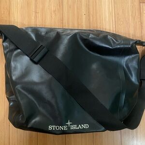 Stone Island Sleek Black Messenger Bag